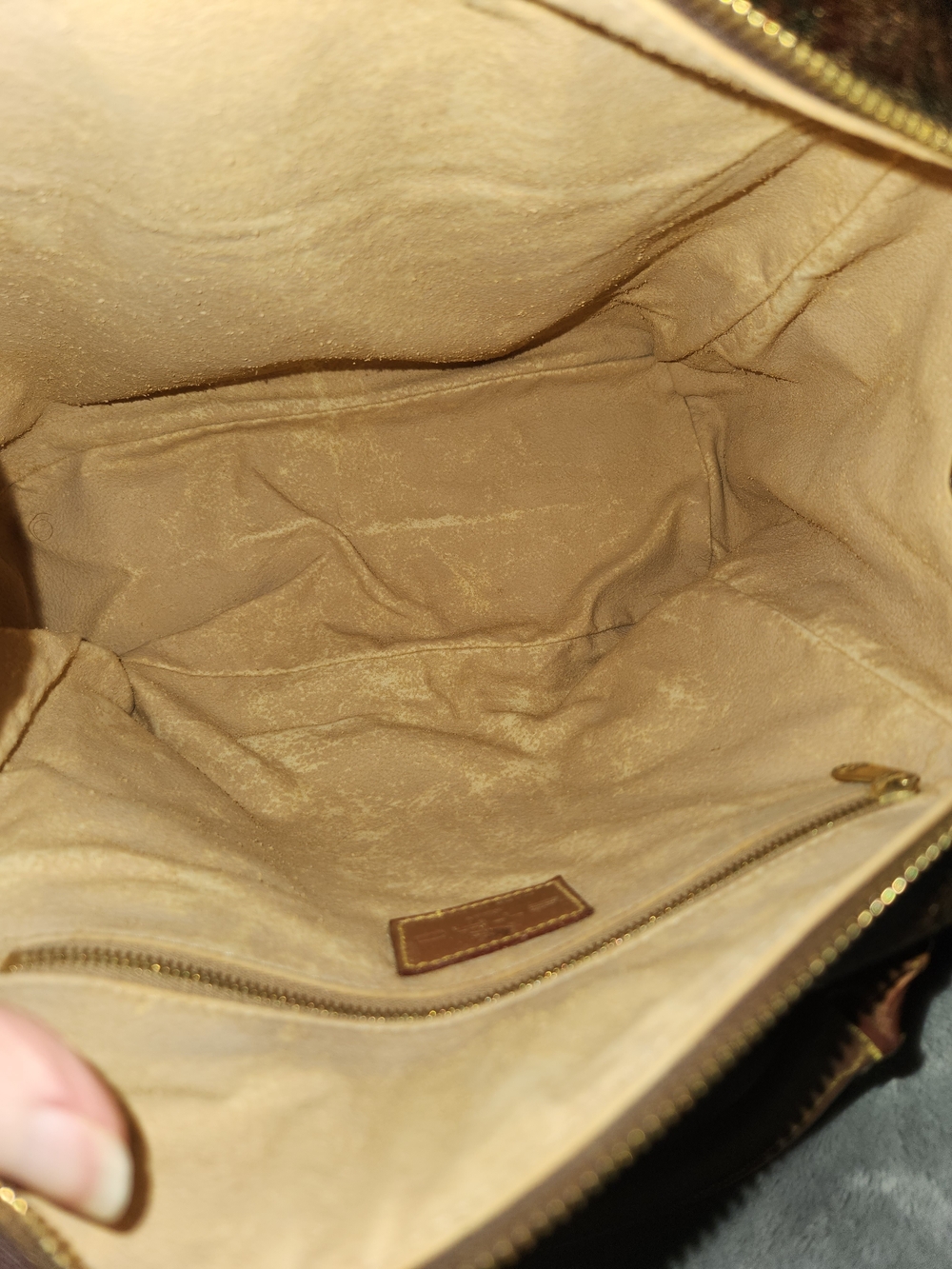 Etro Vintage Milano Paisley Satchel Handbag in Brown with Tan Trim - Picture 7 of 8